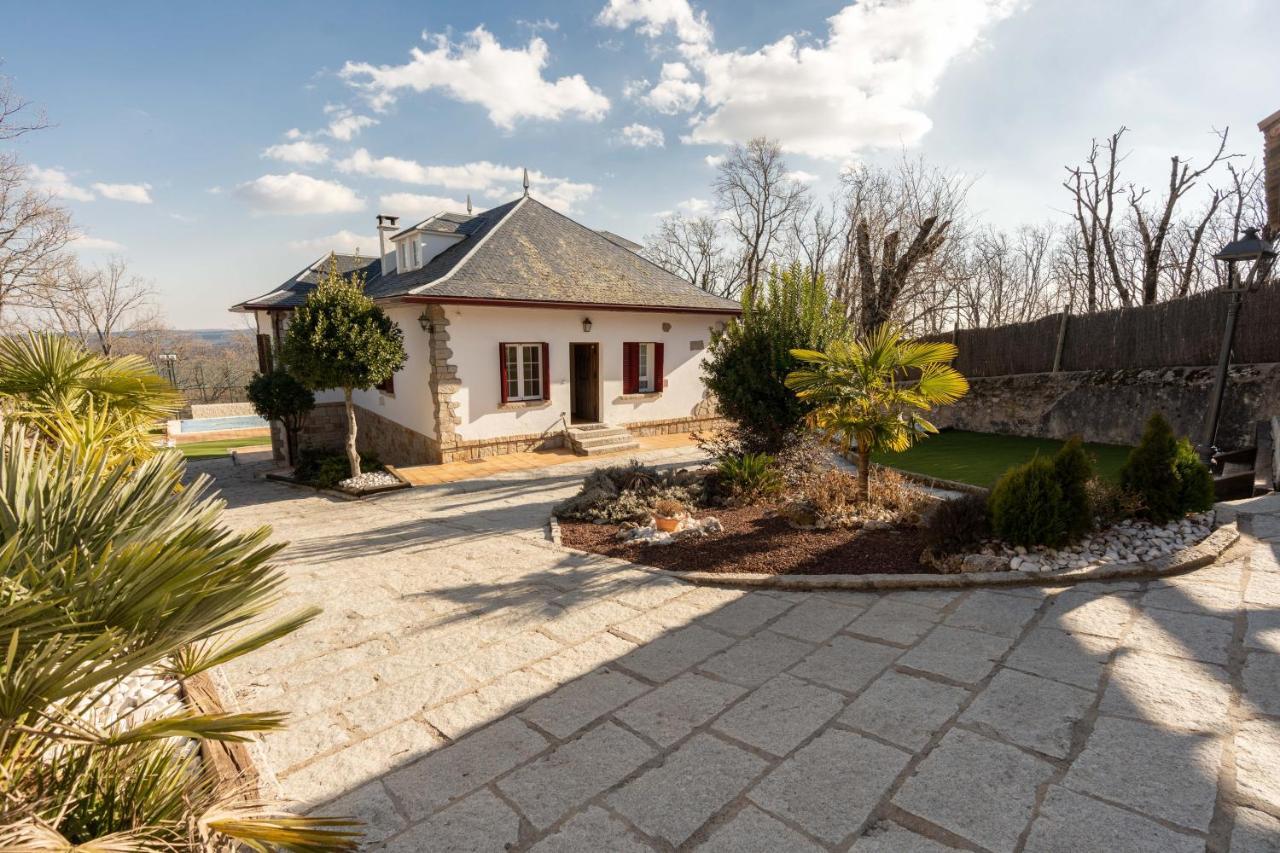 El Robledal - Мірафлорес-де-ла-Сьєрра Екстер'єр фото